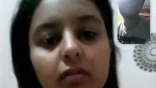 Bhabhi Cantik Pamer Tubuh Bugil Di Depan Pacar Muda Online