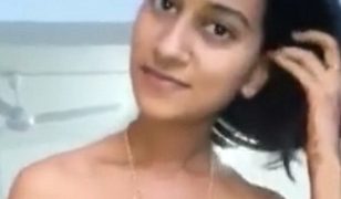 Kamsin Desi Lagi Ngeblowjob, Video Bokep Panas Banget