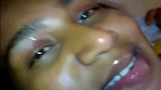 Tonton Video Desi Panas, Cewek Desi Nikmati Air Mani Pria Lain.
