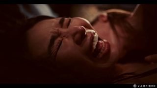 Vampir Cewek Montok Nge-bugil Di Rumah, Cewek Asia Digebukin Sama Vampir Lesbian Horny