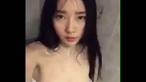 Cewek Model China Siap Digoyang, Tubuhnya Bikin Makin Pengen.