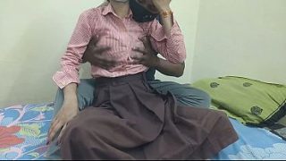Cewek Kuliahan India Ngentot Sama Pacarnya Di Kamar, Crot Di Dalem
