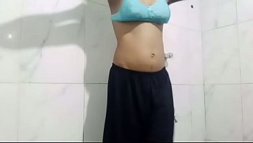 Viral Abis! Video Ngeh* Ndesi Indian Stepsister Bikin M*mp*