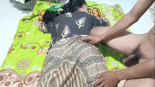 Ngentot Bu Ratna, Istri Seksi Yang Lagi Kesepian Banget, Pingin Digenjot.