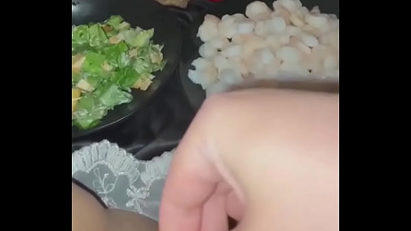 Gadis Muslim Ngentot Diri Sendiri Ala Putri Salju Arab, Amatir Los Angeles, Pesta Makanan Paling Cabul Dan Ekstrim