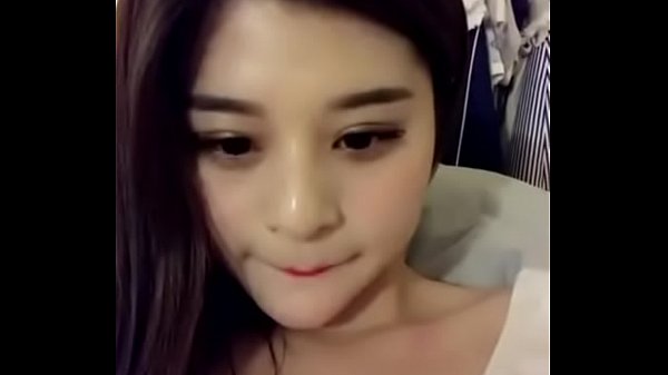 Cewek Chinese Colong-colong Gaya Hot Di Kamar, Bikin Ngaceng Abis