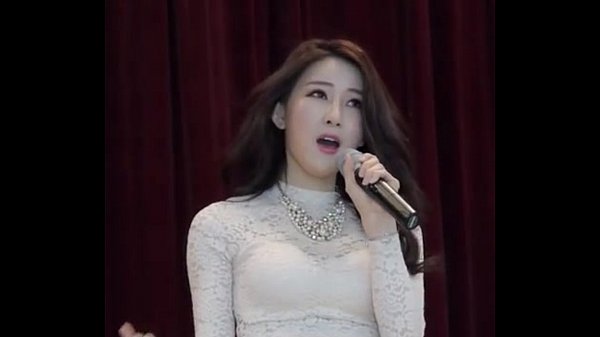 Cewek Korea Seksi Bikin Nafsu Naik, Siap Bikin Lo Lupa Diri.