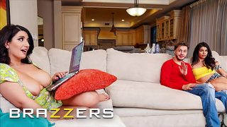 Sarah Arab Menggoda Pacar Temen Sekamar, Bobol Dibelakang Sampai Keringetan – Brazzers
