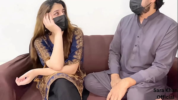 Rahasiain Dong? Aku Godain Temen Anak Tiriku (audio Hindi)