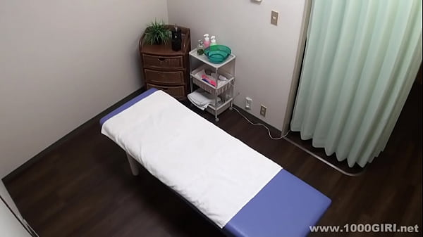 Nonton Jav, Bikin Otak Lo Melayang, Badan Lo Panas, Nggak Bisa Berhenti Sampai Keluar Keringet.