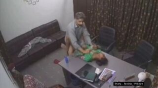 Cctv Rekaman Bos Lagi Ngewein Karyawati Di Kantor, Gaya Desi Hot Abis