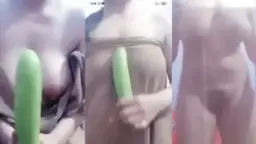 Sinta Bugil Goyang Live, Bikin Makin Panas.