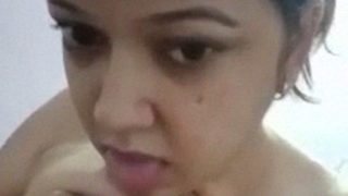 Wanita India Dengan Tubuh Mulus Seperti Mentega Pamer Bugil Sepenuhnya