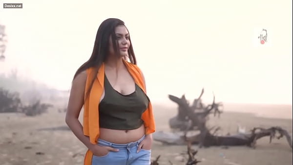 Foto Panas Cewek Desi Bikin Makin Basah, Pose Menggoda Bikin Ngilu.