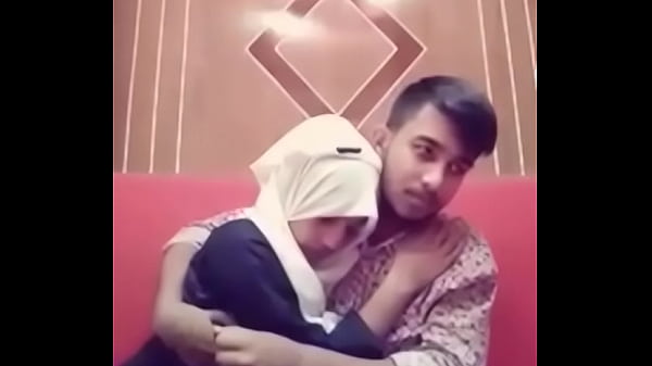 Desi Cewek Cowok Mesra Ciuman Basah Di Kamar Hotel