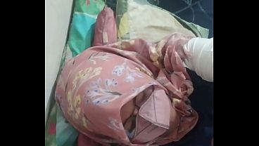 Tante Riani Ngeces Nikmatin Kontol, Crot Di Mulut