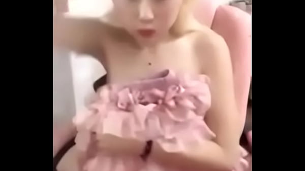 Gadis Cina Panas, Bikin Mending Leleh