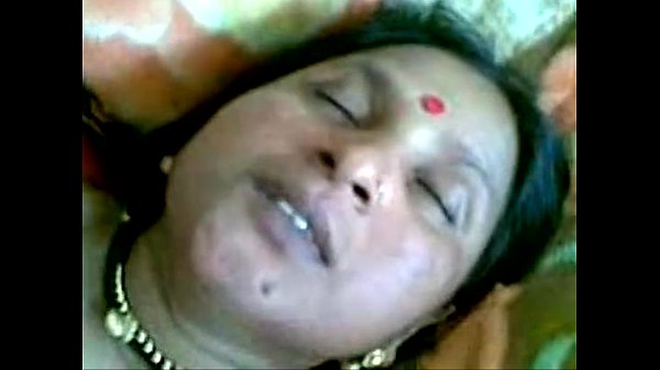 Ibu Desa India Digarap Di Depan Suami – Xvideos.com