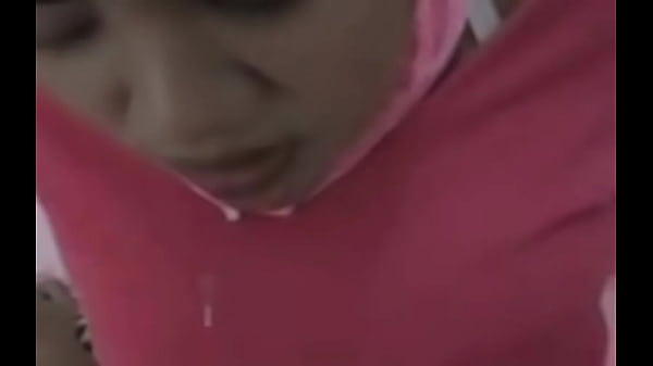 Hijab Dipaksa Buka, Nikmatin Tiap Detiknya.