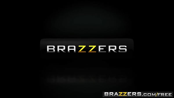 Brazzers Exxtra – Casey Calvert – Kontol Hantu Solid Macan Metal Di Belakang