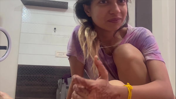 Desi Cewek Ngacir Jari Di Pantat Sama Kakak Tiri
