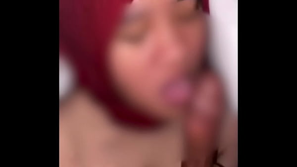 Bokep Indo Ngentot Memek Sempit Kontol Gede Jilbab Merah Bikin Makin Panas