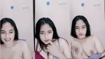 Kak Xaquila Remas Tete Sampai Bling-bling, Enak Banget Rasanya