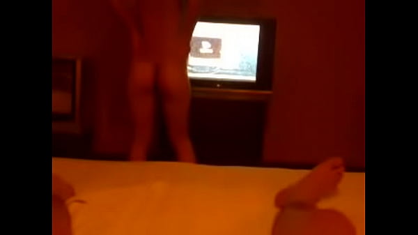 Model Cina Pamer Tubuh Di Video Panas, Bikin Ngiler!