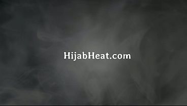 Bosok Arab Muslim Dientot Rame-rame Di Kantor