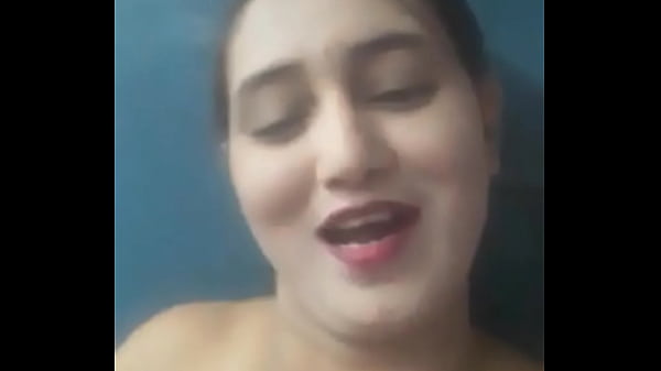 Cewek Arab Gebuganku, Sampe Nyemprotin Gue Habis-habisan.