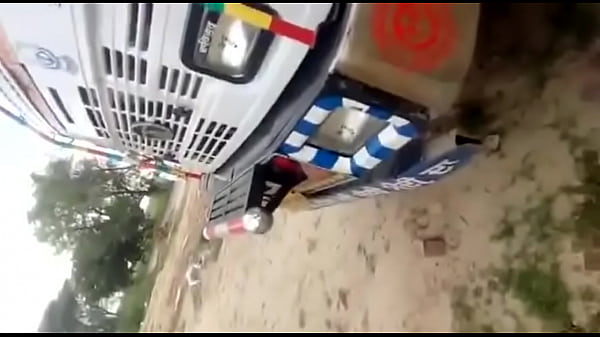 Seks India Di Dalam Truk, Panas Dan Penuh Desahan.